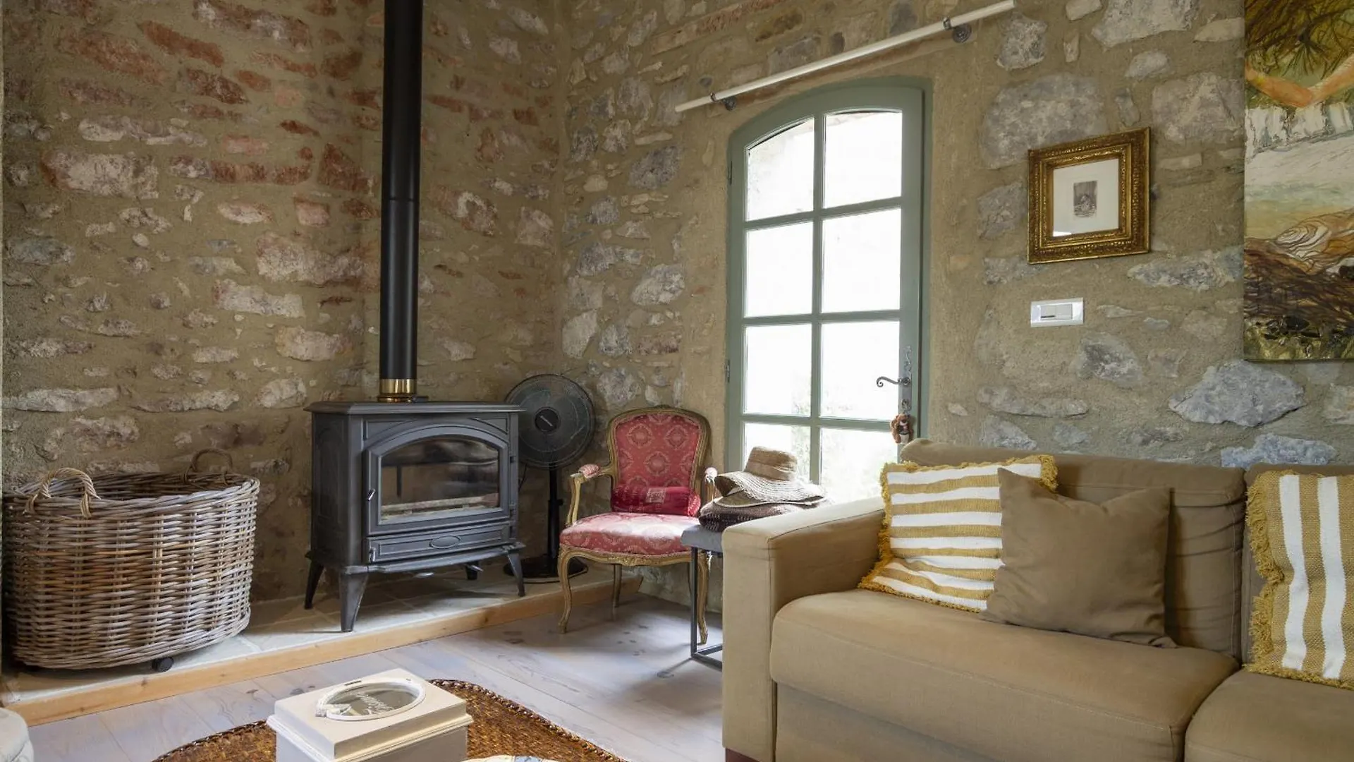 La Bastide Des Roses Villa 0*, La Bastide-sur-l'Hers