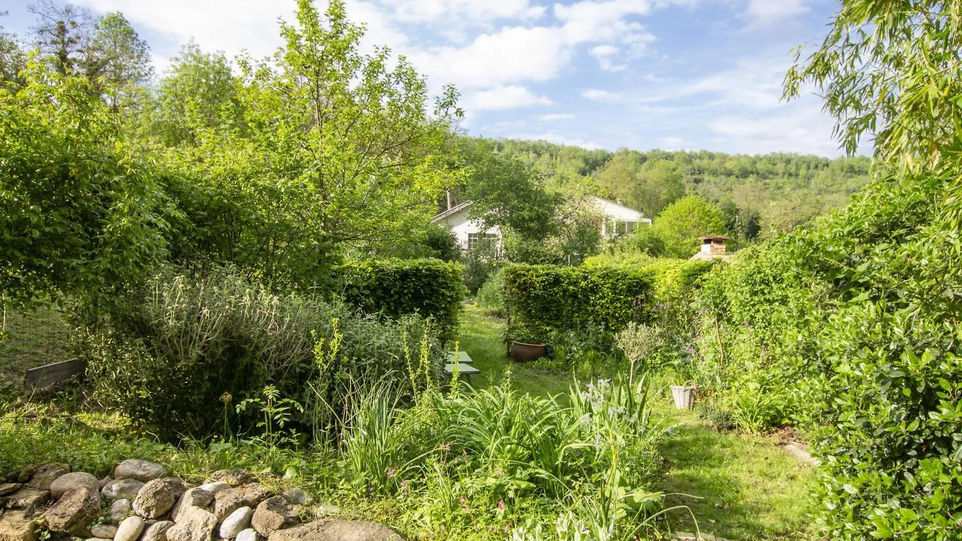 La Bastide Des Roses Villa 0*, La Bastide-sur-l'Hers